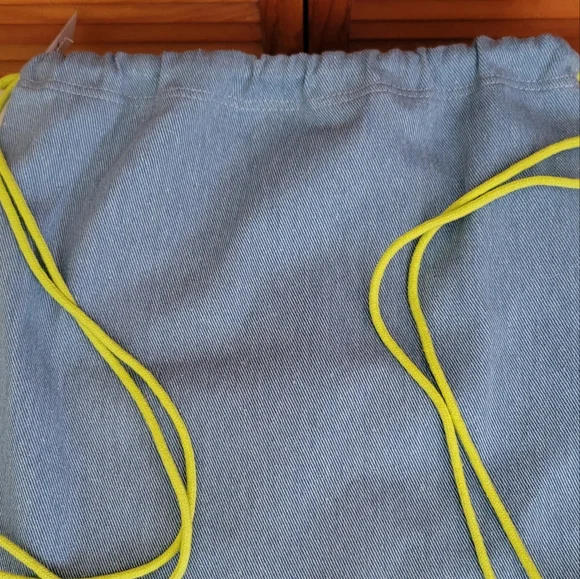 NWT Disney Pirates of the Caribbean Drawstring Backpack - Picture 6 of 6